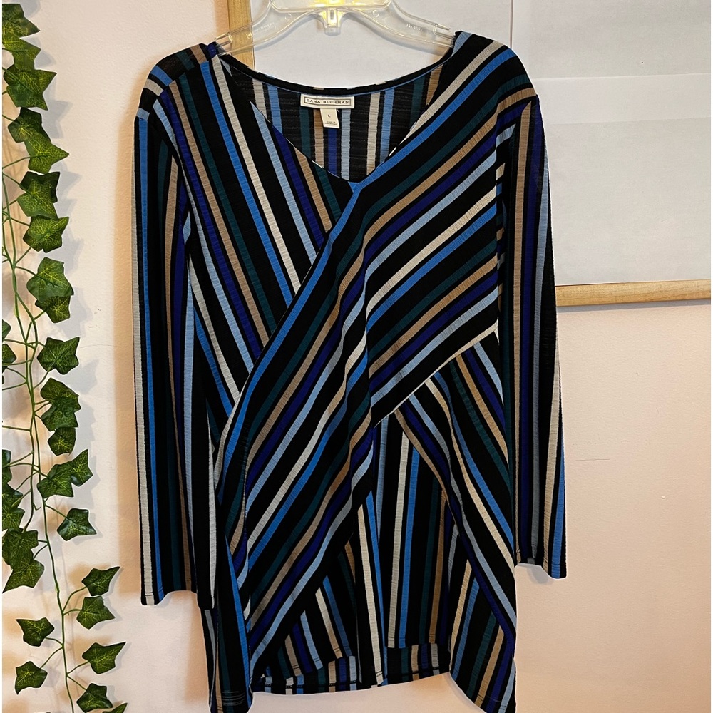 Dana Butchman Polyester Shirt.